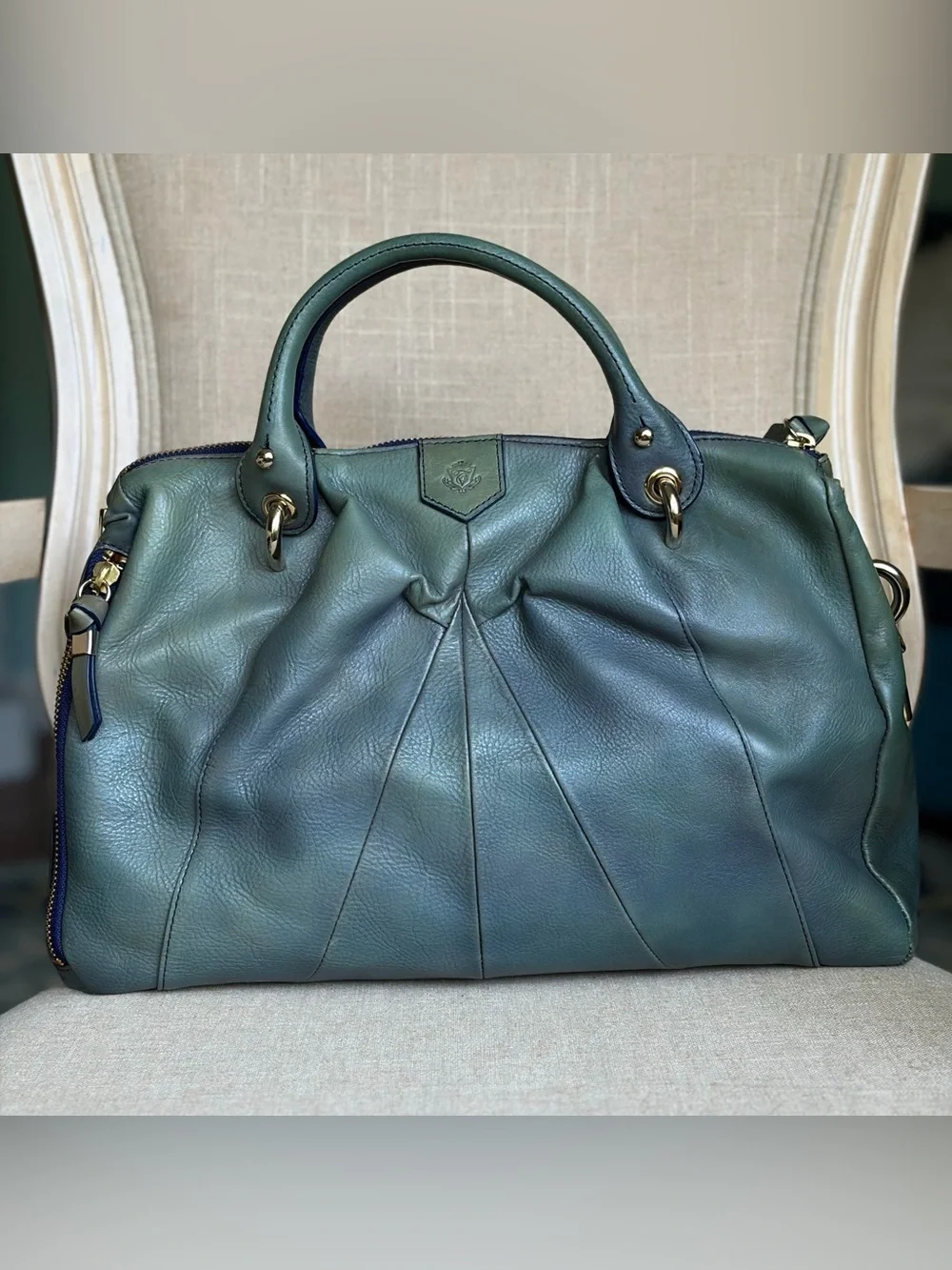 NWT Tre Vero Luxurious Italian Leather Satchel Handbag in blended Teal and Green